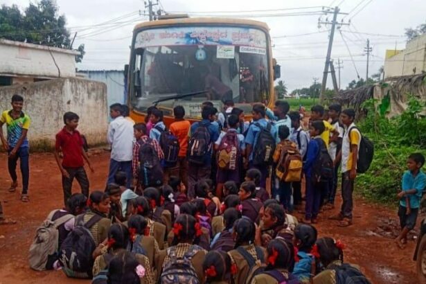 ಸಮಯಕ್ಕೆ ಸರಿಯಾಗಿ ಬಾರದ ಬಸ್! ವಿದ್ಯಾರ್ಥಿಗಳಿಂದ ಪ್ರತಿಭಟನೆ.